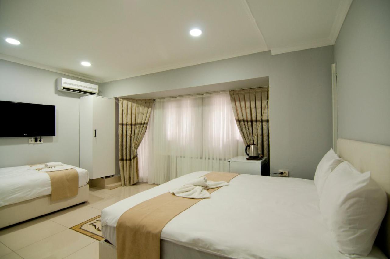 Istanbul Palace Hotel ภายนอก รูปภาพ