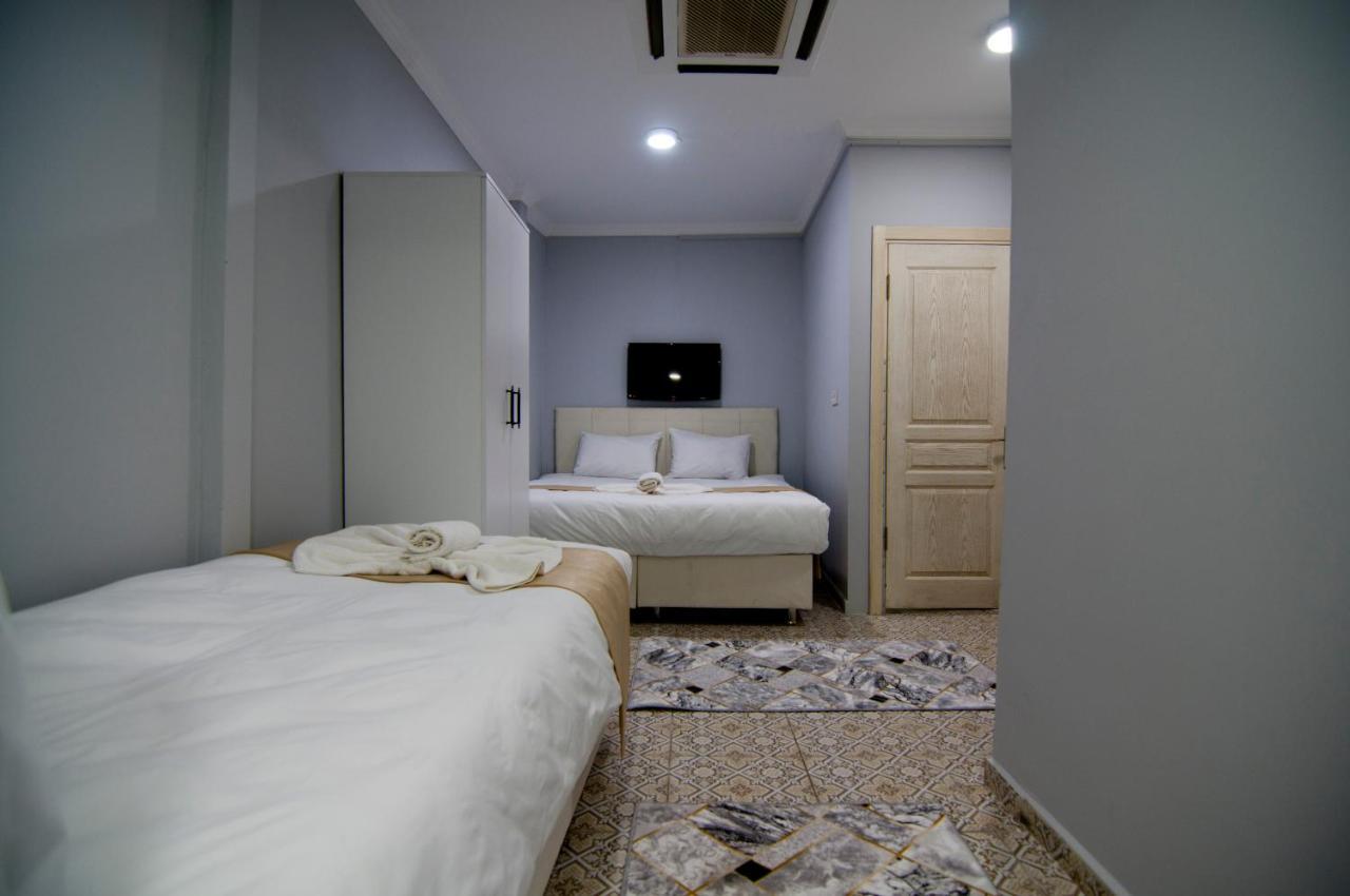 Istanbul Palace Hotel ภายนอก รูปภาพ